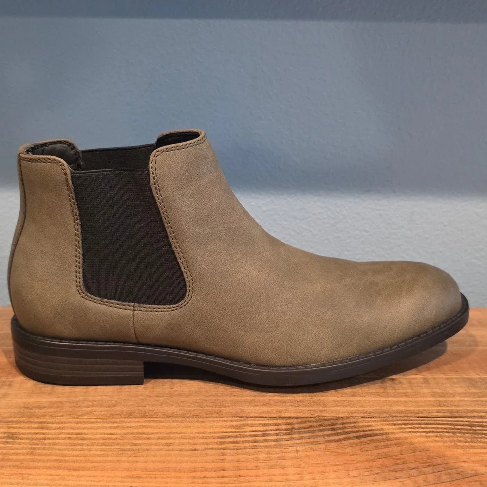 Madden Mens Maxxin Chelsea Boots Olive Pull On Ankle Boots Size 8